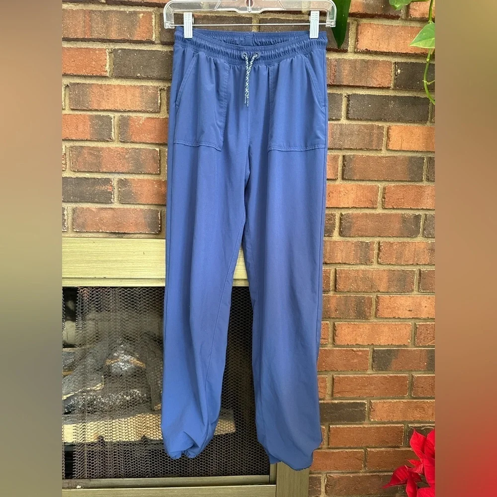 Athleta size large